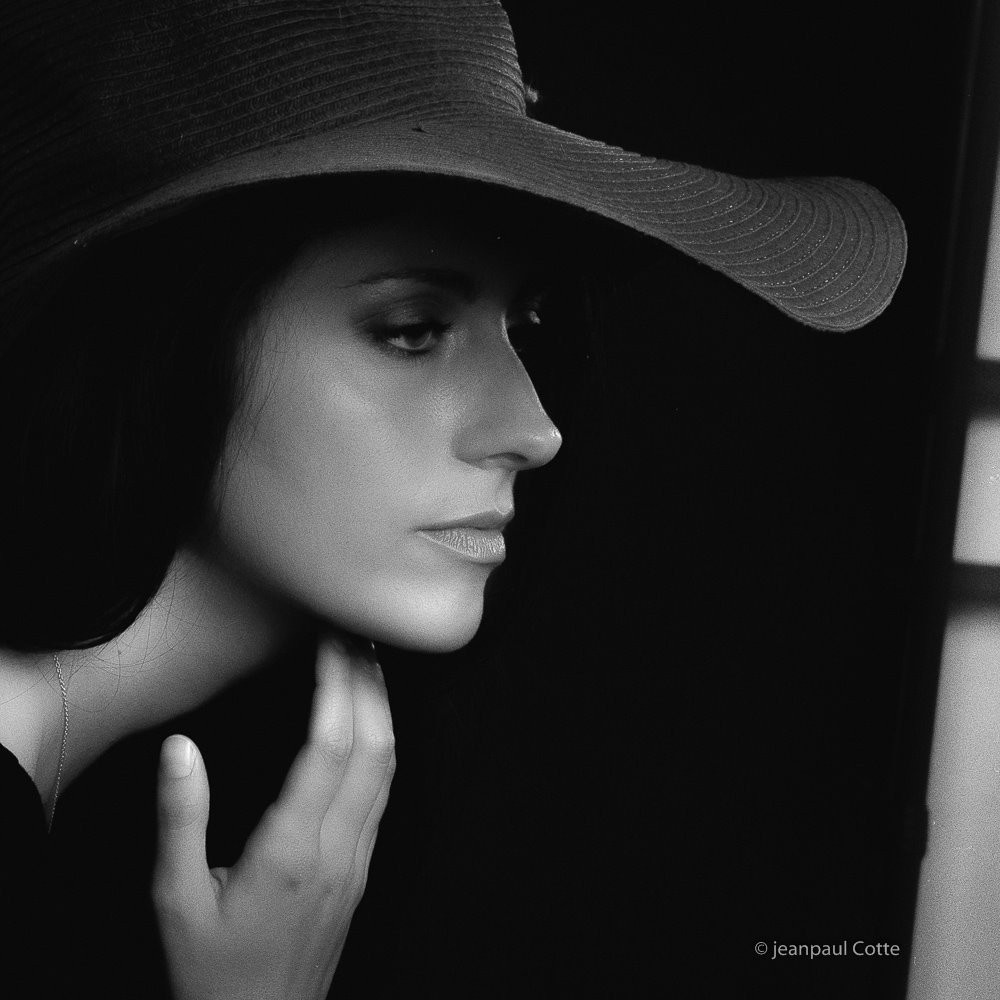 Au Féminin